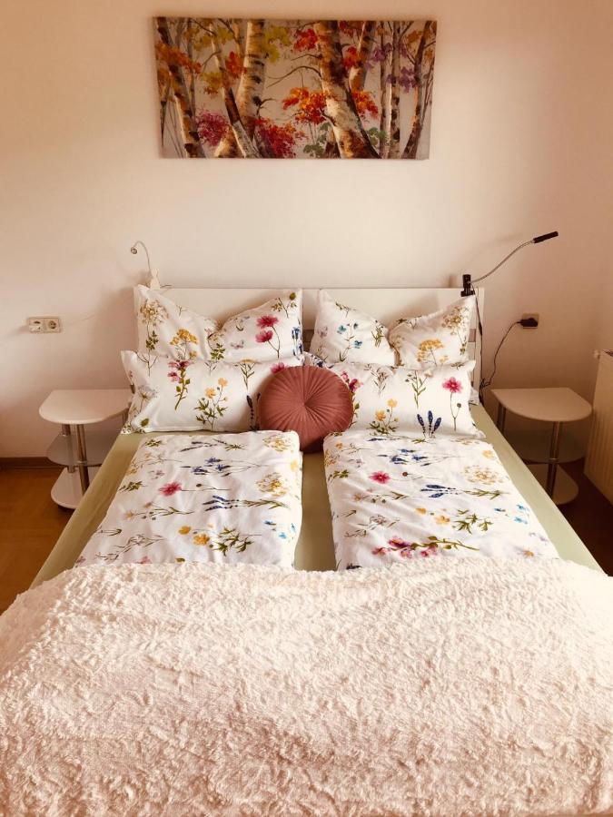 Ferienwohnung Resi Mit Traumhaftem Seepanorama Steindorf am Ossiacher See Esterno foto