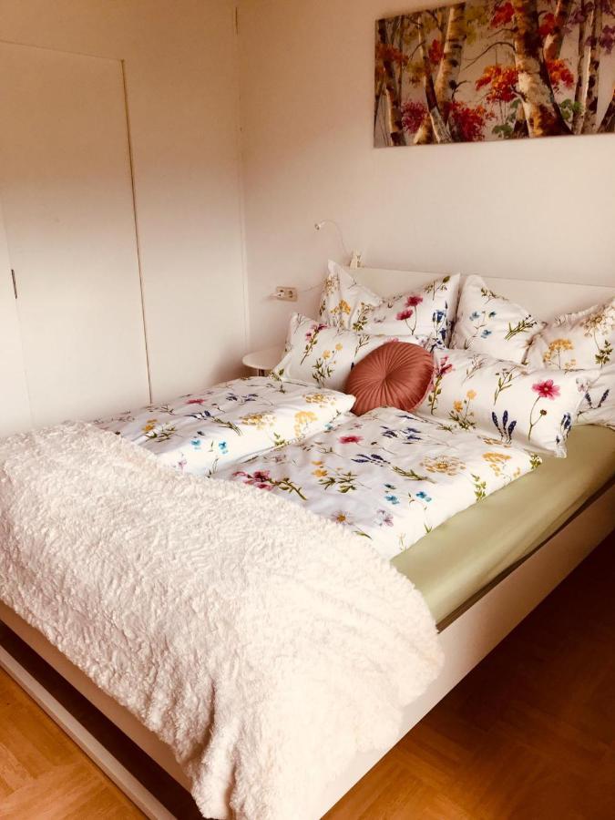 Ferienwohnung Resi Mit Traumhaftem Seepanorama Steindorf am Ossiacher See Esterno foto